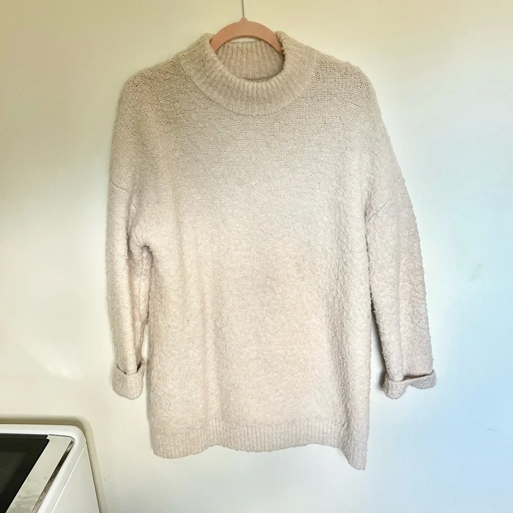 Universal Thread Cream Sweater - Picture 1 of 4